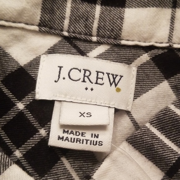 J Crew black and white plaid flannel buttondown - Picture 7 of 8